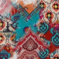 Tapeta Skinwall FADE AWAY 83 z kolekcji Unconventional Surfaces motywy: ornamenty, adamaszek, efekt postarzenia, kolory: niebieski, czerwony, pomarańczowy - wariant 1