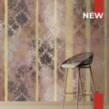 Tapeta Skinwall Romantic 748 z kolekcji New Designs 2021 Suite Collection motywy: adamaszek, efekt postarzenia, paski, jodełka, kolory: brązowy, beżowy, żółty, różowy