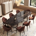 Praddy BAMBOO I NT043 to stół do jadalni w wykończeniu drewno-mdf lakier czarny, złoto stal nierdzewna, Nero Marquina, drewno-mdf lakier biały,. Praddy to portugalski producent wysokiej jakości mebli. Firma powstała w regionie słynącym z wielowielkowej tradycji rzemieślicznej produkcji mebli. Niezwykła dbałość o szczegóły, wysoka jakość ręcznie wytwarzanych mebli i materiałów, z których powstają oraz nowoczesny desgin to coś co wyróżnia markę Praddy na tle innych światowych producentów branży.