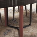 Praddy BAMBOO I NT043 to stół do jadalni w wykończeniu drewno-mdf lakier czarny, złoto stal nierdzewna, Nero Marquina, drewno-mdf lakier biały,. Praddy to portugalski producent wysokiej jakości mebli. Firma powstała w regionie słynącym z wielowielkowej tradycji rzemieślicznej produkcji mebli. Niezwykła dbałość o szczegóły, wysoka jakość ręcznie wytwarzanych mebli i materiałów, z których powstają oraz nowoczesny desgin to coś co wyróżnia markę Praddy na tle innych światowych producentów branży.