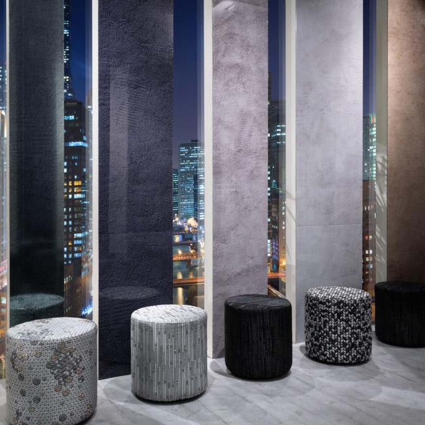 Sicis-Vetrite-Spathula-Marmorato-Blue-Cro-Wh-wielkoformatowy-panel-szklany-120-x-280-cm-granatowy-2 Sicis Vetrite z kolekcji Spathula model Marmorato Blue Cro Wh to wielkoformatowy panel szklany o wymiarach 120 x 280 cm. Kolory tego modelu to: granatowy, a możliwe wykończenia powierzchni: Chrome.