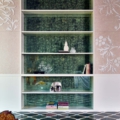 Sicis Vetrite z kolekcji Vetrite model Antique Green to wielkoformatowy panel szklany o wymiarach 115x255 cm. Kolory tego modelu to: zielony, a możliwe wykończenia powierzchni: Satin.