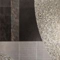 Sicis Vetrite z kolekcji Vetrite Art model Saturno Contro Silver to wielkoformatowy panel szklany o wymiarach 120x350 cm, 60x350 cm, 90x350 cm, 60x350 cm. Kolory tego modelu to: brązowy, srebrny, szary, a możliwe wykończenia powierzchni: Satin.