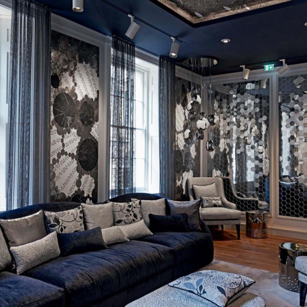 Sicis-Vetrite-Vetrite-Decorativa-Perseo-Grey-wielkoformatowy-panel-szklany-srebrny-szary-2 Sicis Vetrite z kolekcji Vetrite Decorativa model Perseo Grey to wielkoformatowy panel szklany o wymiarach 132,5x254,6 cm. Kolory tego modelu to: srebrny, szary, a możliwe wykończenia powierzchni: Satin.