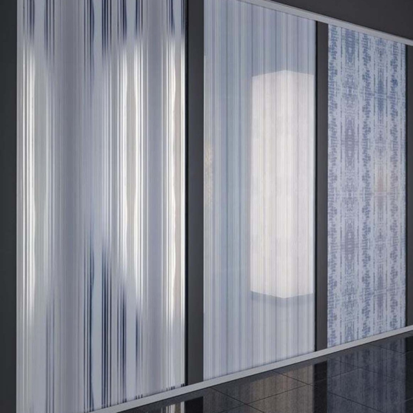 Sicis-Vetrite-Vetrite-Patterns-Roma-01-wielkoformatowy-panel-szklany-120x280-cm-bialy-szary-bezowy-2 Sicis Vetrite z kolekcji Vetrite Patterns model Roma 01 to wielkoformatowy panel szklany o wymiarach 120x280 cm. Kolory tego modelu to: biały, szary, beżowy, a możliwe wykończenia powierzchni: Chrome, Opalescent, Satin.