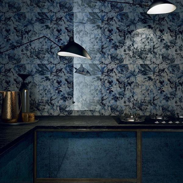 Sicis-Vetrite-Vetrite-Ricordo-Blue-Per-Grey-wielkoformatowy-panel-szklany-120x120-cm-bialy-szary-niebieski-granatowy-grafitowy-3 Sicis Vetrite z kolekcji Vetrite model Ricordo Blue Per-Grey to wielkoformatowy panel szklany o wymiarach 120x120 cm. Kolory tego modelu to: biały, szary, niebieski, granatowy, grafitowy, a możliwe wykończenia powierzchni: Satin.