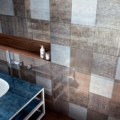 Sicis Vetrite z kolekcji Vetrite Tile model Elephant Tortora to wielkoformatowy panel szklany o wymiarach 59,3x59,3 cm, 29,6x89 cm, 29,6x59,3 cm, 19,7x59,3 cm, 29,6x29,6 cm, 9,8x19,7 cm. Kolory tego modelu to: beżowy, brązowy, a możliwe wykończenia powierzchni: Satin.