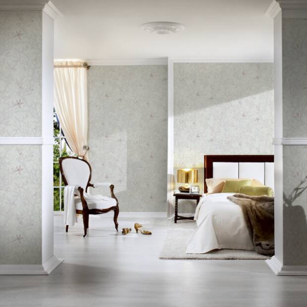 Versace-Home-Versace-3-344964-tapeta-rosliny-woda-fale-zwierzeta-kolory-szary-metaliczny-fioletowy-5 Versace Home kolekcja Versace 3 - 3344964 tapeta rośliny woda fale zwierzęta kolory szary metaliczny fioletowy - tapeta przeznaczona do pomieszczeń: przedpokój, kuchnia, salon, biuro, sypialnia.