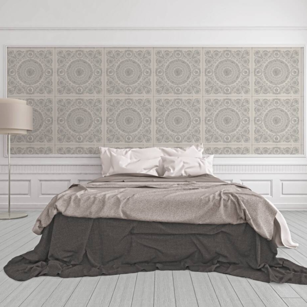 Versace-Home-Versace-4-370555-tapeta-kwiaty-liscie-ornamenty-rosliny-kolory-szary-metaliczny-srebrny-11 Versace Home kolekcja Versace 4 - 4370555 tapeta kwiaty liście ornamenty rośliny kolory szary metaliczny srebrny - tapeta przeznaczona do pomieszczeń: przedpokój, salon, sypialnia.
