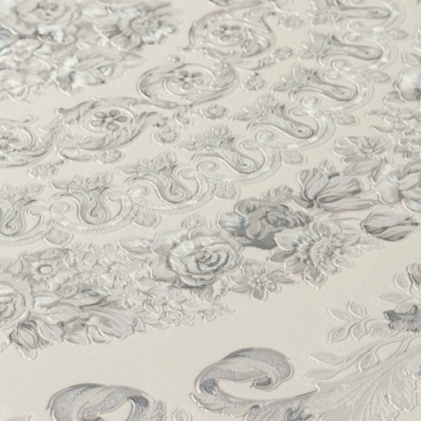 Versace-Home-Versace-4-370555-tapeta-kwiaty-liscie-ornamenty-rosliny-kolory-szary-metaliczny-srebrny-3 Versace Home Versace 4370555 tapeta kwiaty liście ornamenty rośliny kolory szary metaliczny srebrny - tapeta przeznaczona do pomieszczeń: przedpokój, salon, sypialnia.