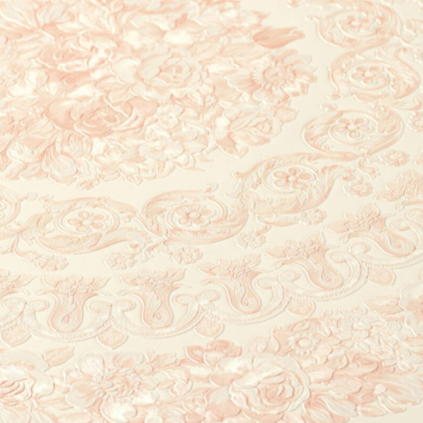 Versace-Home-Versace-4-370556-tapeta-kwiaty-liscie-ornamenty-rosliny-kolory-metaliczny-rozowy-bialy-3 Versace Home Versace 4370556 tapeta kwiaty liście ornamenty rośliny kolory metaliczny różowy biały - tapeta przeznaczona do pomieszczeń: przedpokój, salon, sypialnia.