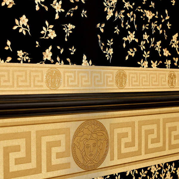 Versace-Home-Versace-4-935854-tapeta-kwiaty-liscie-rosliny-kolory-czarny-zloty-metaliczny-4 Versace Home Versace 4935854 tapeta kwiaty liście rośliny kolory czarny złoty metaliczny - tapeta przeznaczona do pomieszczeń: przedpokój, salon, biuro, sypialnia.