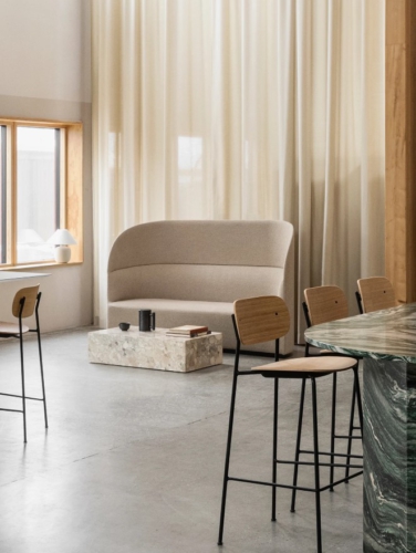 Menu-Space-sofa-Tearoom-Sofa-High-Back-Plinth-Low-Bar-Chair-Dancing-Pendant-Counter-Chair-Snaregade