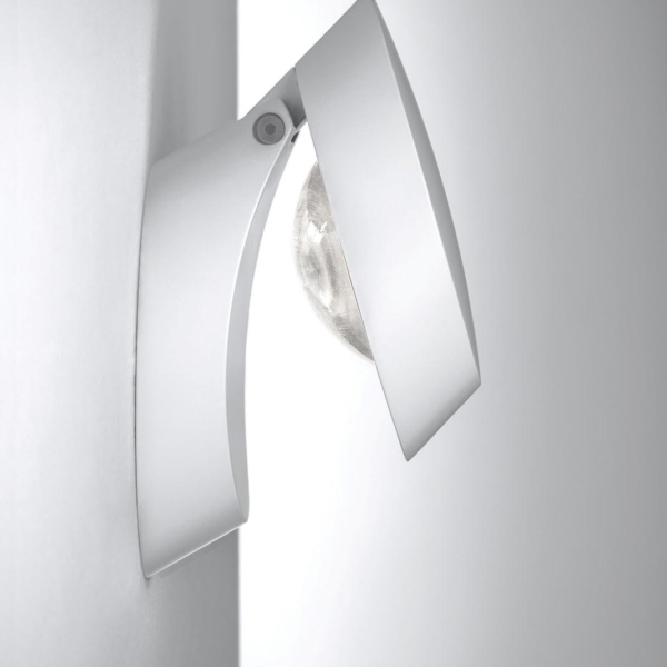 Pin-Up-Lodes-Metalowa-lampa-scienna-LED-5a Lodes Pin-Up to metalowa lampa ścienna LED włoskiej marki Lodes.