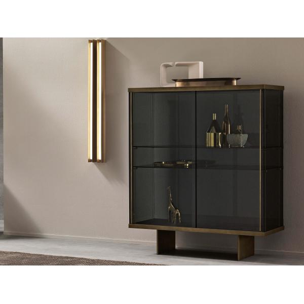 Tonelli-Design-East-Side-witryna-ze-szkla-z-wbudowanym-oswietleniem-1 Tonelli Design East Side witryna ze szkła z wbudowanym oświetleniem