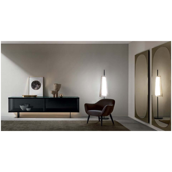 Tonelli-Design-East-Side-witryna-ze-szkla-z-wbudowanym-oswietleniem-A1 Tonelli Design East Side witryna ze szkła z wbudowanym oświetleniem