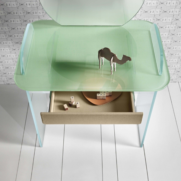 Tonelli-Design-Opalina-toaletka-z-opalowego-szkla-4 Tonelli Design Opalina toaletka z opalowego szkła