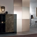 Tonelli Design Shoji szafka wysoka z lustrzanym szkłem z drzwiami przesuwnymi z szufladami