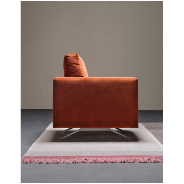 Scappini-Home-Diva-Fotel-2 Scappini Home, fotel Diva, nowoczesny design, komfort, tkanina AZI-GL 303, metalowe nogi w wykończeniu tytanu.