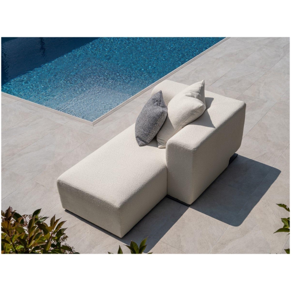 Scappini-Home-Over-Sofa-modulowa-9 Scappini Home, sofa modułowa Over, trzyosobowa, z półką na tyłach, obicie z tkaniny AZI-GL-501, metalowa podstawa w kolorze mosiądzu.