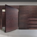 Laurameroni Decor Pivot Door Drzwi pivotowe obrotowe drewniane z kolekcji Decor projektu Bartoli Design