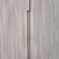 Laurameroni Decor Wardrobe Garderoba szafa z rzeźbionymi drzwiami z kolekcji Decor projektu Bartoli Design