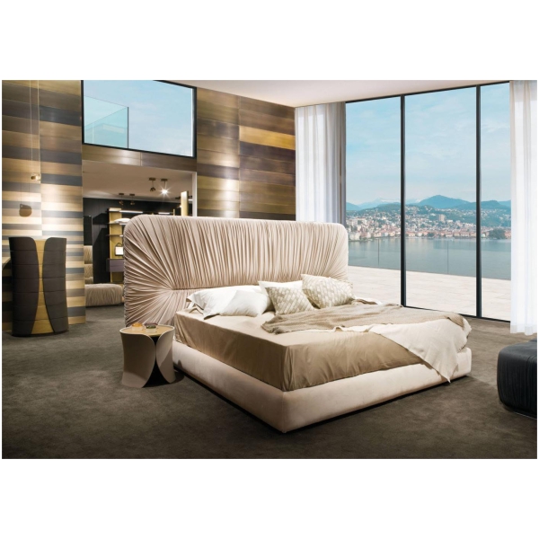 Laurameroni-Drape-Bed-Lozkodrewno-i-aksamit-kolekcja-Drape-Bartoli-Design.jpg Laurameroni Drapè Bed Łóżkodrewno i aksamit z kolekcji Drapè projektu Bartoli Design