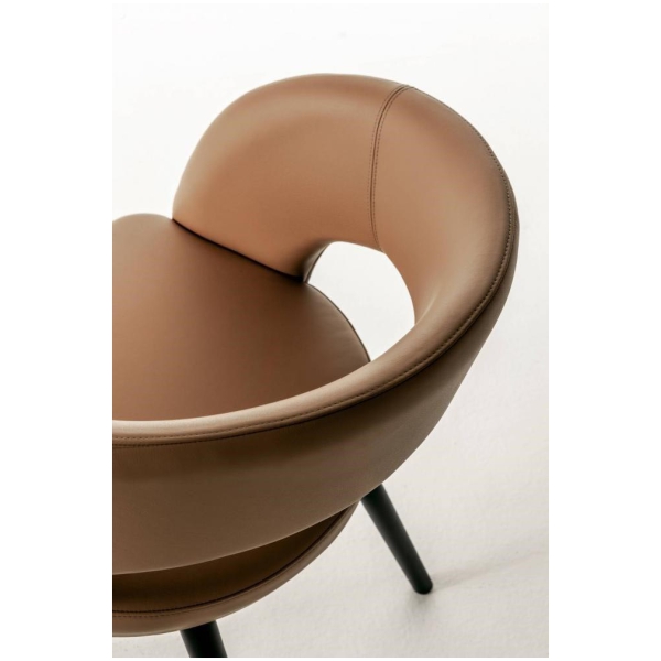 Laurameroni-LV-102-Chair-Krzeslo-nowoczesne-tapicerowane-kolekcjaLaurameroni-6.jpg Laurameroni LV 102 Chair Krzesło nowoczesne tapicerowane z kolekcjiprojektu Laurameroni