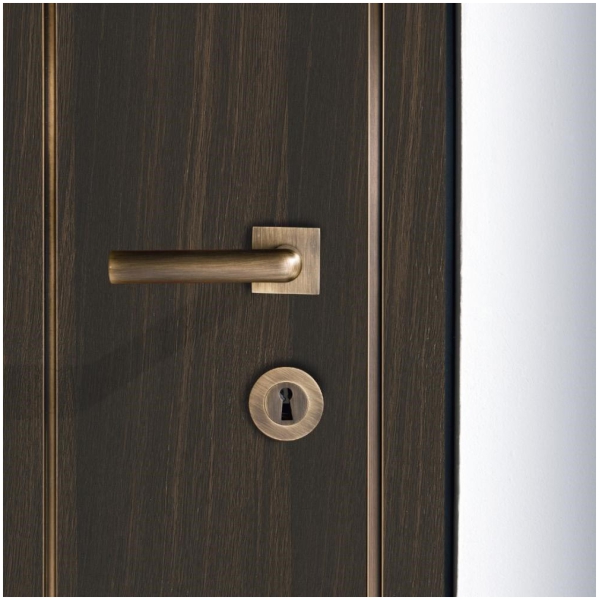 Laurameroni-Line-Hinged-Door-Drzwi-metalowe-pasy-kolekcja-Line-Cesare-Arosio-4.jpg Laurameroni Line Hinged Door Drzwi metalowe pasy z kolekcji Line projektu Cesare Arosio