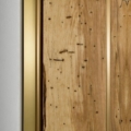 Laurameroni Line Hinged Door Drzwi metalowe pasy z kolekcji Line projektu Cesare Arosio