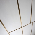 Laurameroni Line Sliding Door Drzwi przesuwne mosiądz z kolekcji Line projektu Cesare Arosio