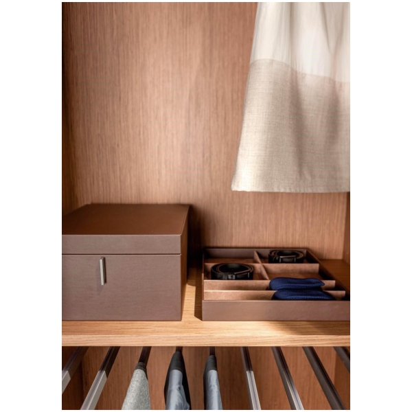 Laurameroni-Line-Wardrobe-Garderoba-szafa-z-drewnianymi-drzwiami-system-kolekcja-Line-Cesare-Arosio-6.jpg Laurameroni Line Wardrobe Garderoba szafa z drewnianymi drzwiami system z kolekcji Line projektu Cesare Arosio