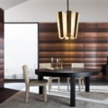 Laurameroni Mayfair Lampa wisząca z mosiądzu i koziej skóry z kolekcji Elements projektu Mauro Fabbro