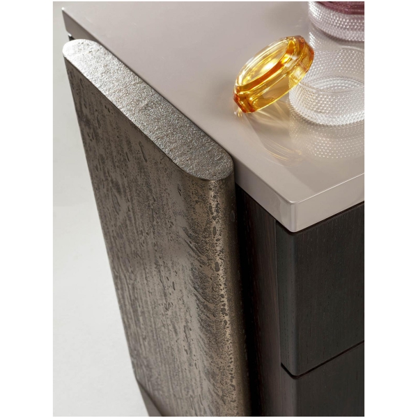 Laurameroni-Outfit-Bedside-Table-szafka-nocna-z-drewna-kolekcja-Outfit-Cesare-Arosio-1.jpg Laurameroni Outfit Bedside Table szafka nocna z drewna z kolekcji Outfit projektu Cesare Arosio