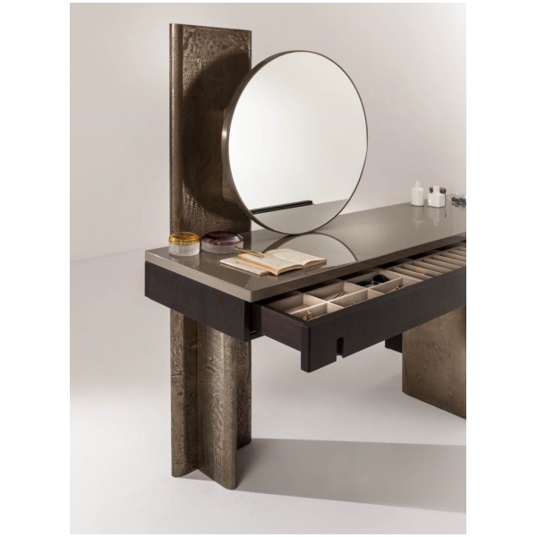 Laurameroni-Outfit-Vanity-Toaletka-drewno-metal-kolekcja-Outfit-Cesare-Arosio-9.jpg Laurameroni Outfit Vanity Toaletka drewno metal z kolekcji Outfit projektu Cesare Arosio