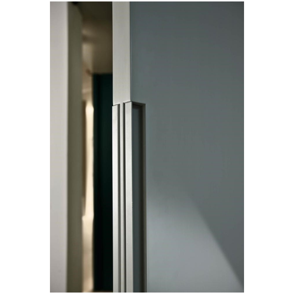 Laurameroni-Plain-Sliding-Door-Drzwi-przesuwne-kolekcja-Plain-Laurameroni-6.jpg Laurameroni Plain Sliding Door Drzwi przesuwne z kolekcji Plain projektu Laurameroni