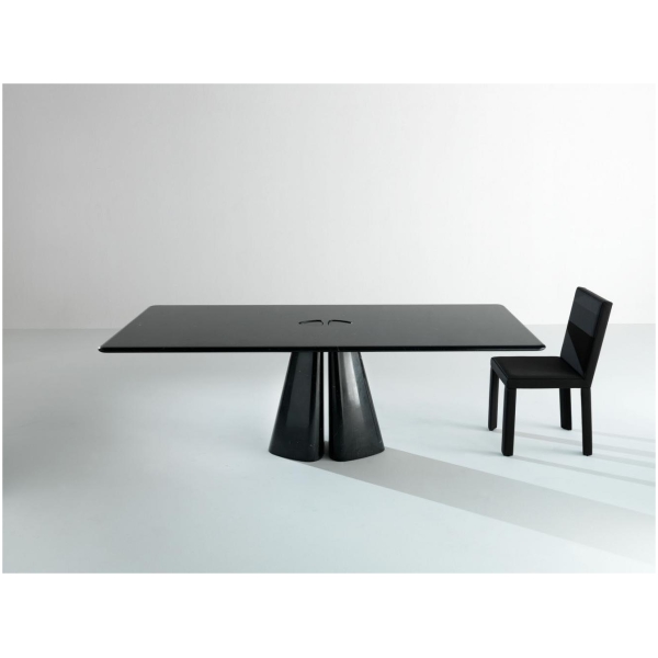 Laurameroni-Raja-Stol-z-marmuruna-centralna-podstawa-kolekcja-Maxima-Bartoli-Design.jpg Laurameroni Raja Stół z marmuruna centralną podstawą z kolekcji Maxima projektu Bartoli Design