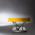 Laurameroni SA 01 SA 04 SA 05 Stoliki szklane niskie z metalową bazą z kolekcji Sottsass projektu Sottsass Associati