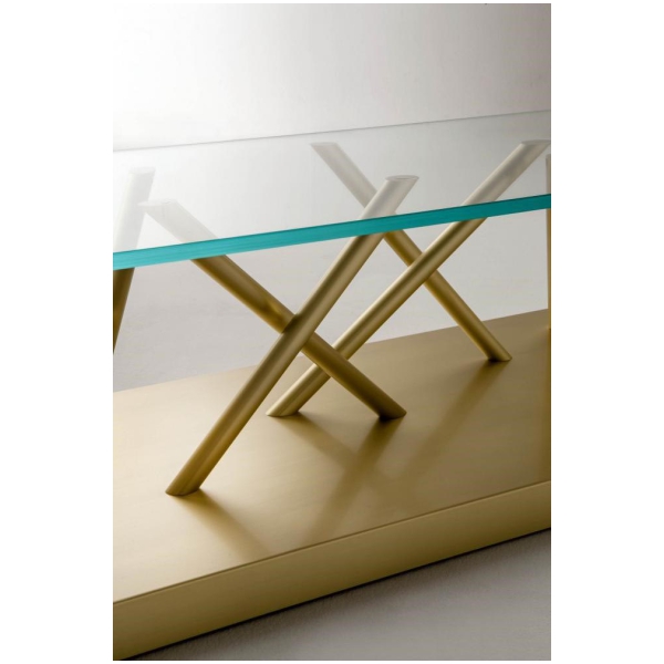 Laurameroni-SA-01-SA-04-SA-05-Stoliki-szklane-niskie-z-metalowa-baza-kolekcja-Sottsass-Sottsass-Associati-6.jpg Laurameroni SA 01 SA 04 SA 05 Stoliki szklane niskie z metalową bazą z kolekcji Sottsass projektu Sottsass Associati