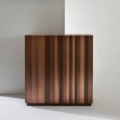 Laurameroni ST 01 Komoda szafka wysoka metal i drewno z kolekcji Stars projektu Bartoli Design