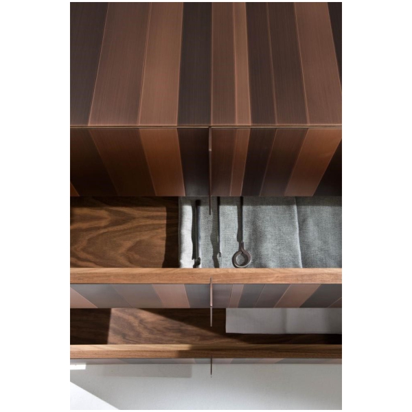 Laurameroni-ST-10-Komoda-metalowa-kolekcja-Stars-Bartoli-Design-4.jpg Laurameroni ST 10 Komoda metalowa z kolekcji Stars projektu Bartoli Design