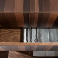 Laurameroni ST 10 Komoda z metalowymi pasami z kolekcji Stars projektu Bartoli Design