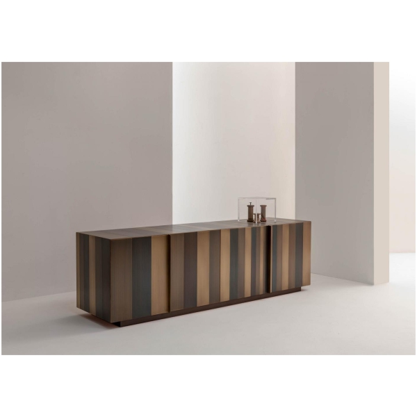 Laurameroni-ST-11-Komoda-niska-metal-i-drewno-kolekcja-Stars-Bartoli-Design.jpg Laurameroni ST 11 Komoda niska metal i drewno z kolekcji Stars projektu Bartoli Design
