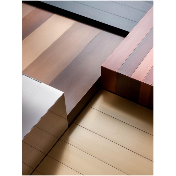 Laurameroni-ST-31-ST-32-ST-33-ST-34-Stoliki-kawowe-wykonczone-metalem-kolekcja-Stars-Sottsass-Associati-1.jpg Laurameroni ST 31 ST 32 ST 33 ST 34 Stoliki kawowe wykończone metalem z kolekcji Stars projektu Sottsass Associati