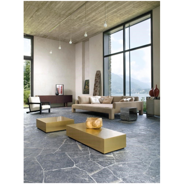 Laurameroni-ST-31-ST-32-ST-33-ST-34-Stoliki-kawowe-wykonczone-metalem-kolekcja-Stars-Sottsass-Associati-10.jpg Laurameroni ST 31 ST 32 ST 33 ST 34 Stoliki kawowe wykończone metalem z kolekcji Stars projektu Sottsass Associati