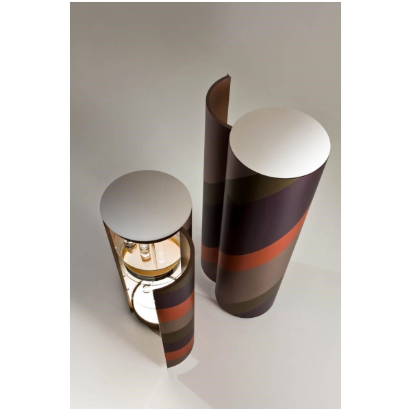 Laurameroni-Tango-Zestaw-szafek-cylindrycznych-wielobarwnych-barek-kolekcja-Tango-Bartoli-Design-4.jpg Laurameroni Tango Zestaw szafek cylindrycznych wielobarwnych barek z kolekcji Tango projektu Bartoli Design