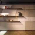 Laurameroni Terre Cabinet System System szafek ściennych drewnianych regał z kolekcji Terre projektu Bartoli Design