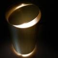 Laurameroni Tubo Tavolo MF 35 Lampa stołowa mosiądz z kolekcji Elements projektu Mickael Fabris