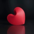 Zięta Hot Heart rzeźba wariant Hot Heart Inflated kolor Strawberry Red Matt 3018