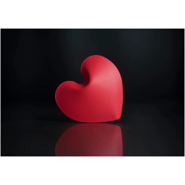 Zieta-Hot-Heart-rzezba-wariant-Hot-Heart-Inflated-kolor-Strawberry-Red-Matt-3018-10.jpg Zięta Hot Heart rzeźba wariant Hot Heart Inflated kolor Strawberry Red Matt 3018